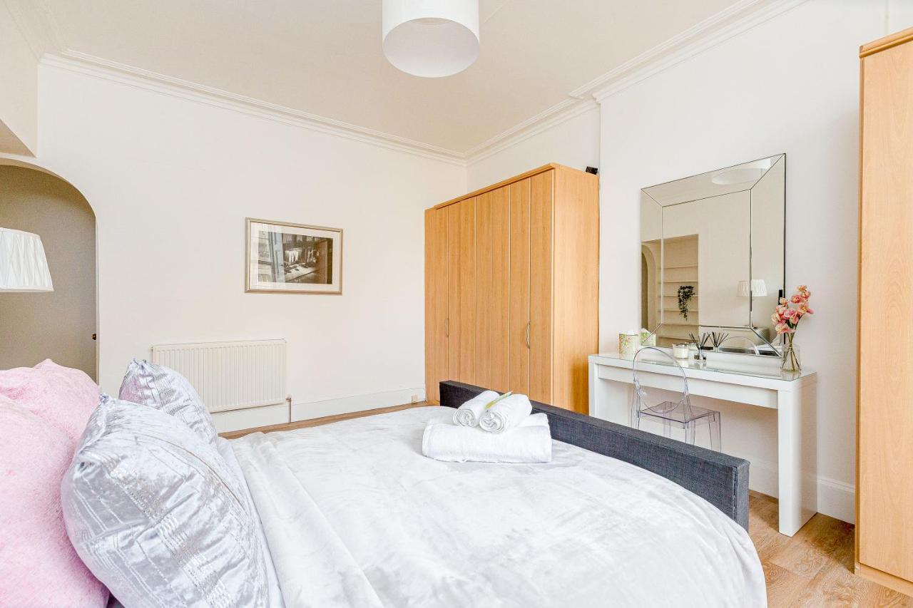 Heart Of Edinburgh City Centre 3 Bed Georgian Apt Exterior photo